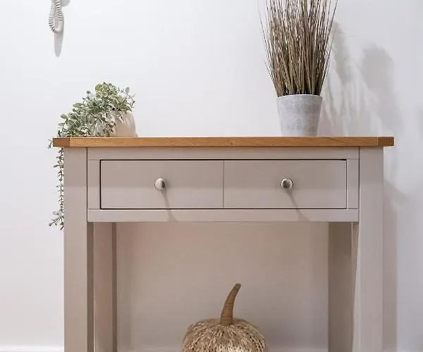 Cozy 2-bedroom Ground-floor Near Kirkstall Shopping Centre Διαμέρισμα *